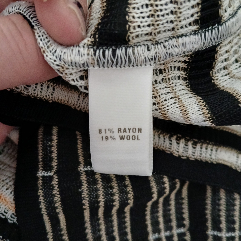 St. John Striped Open Front Cardigan. - Picture 5 of 15